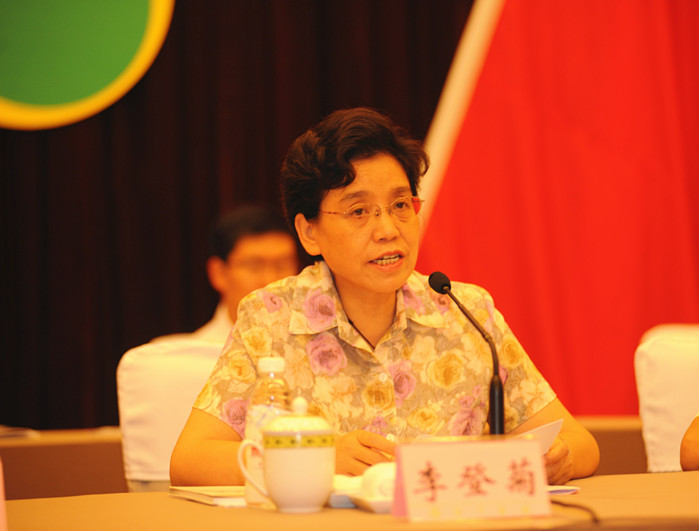 曲木史哈